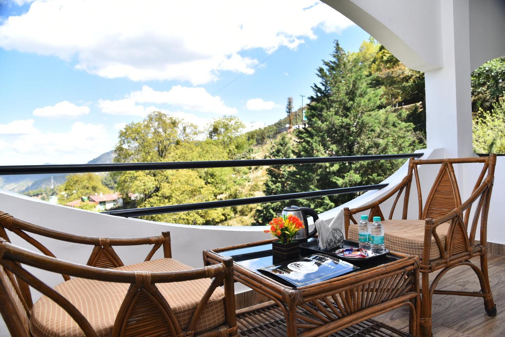 Kumaon Roop Resort Near Kainchi Dham Nainital Zewnętrze zdjęcie