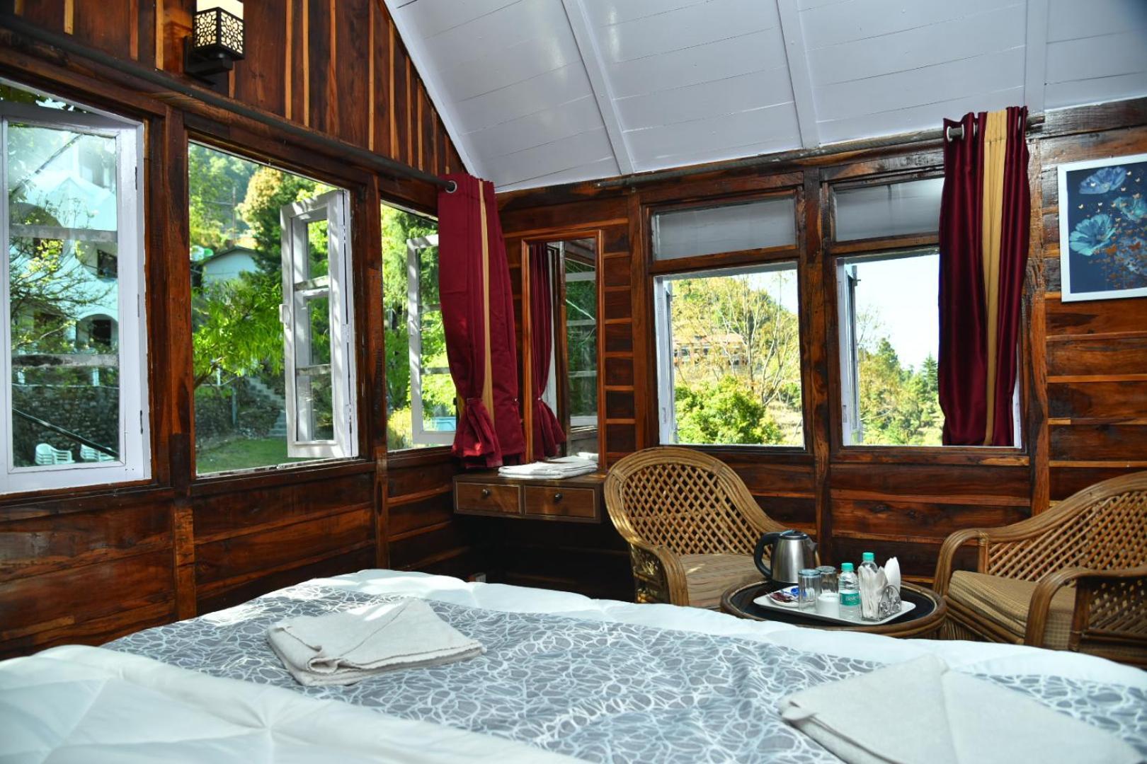Kumaon Roop Resort Near Kainchi Dham Nainital Zewnętrze zdjęcie
