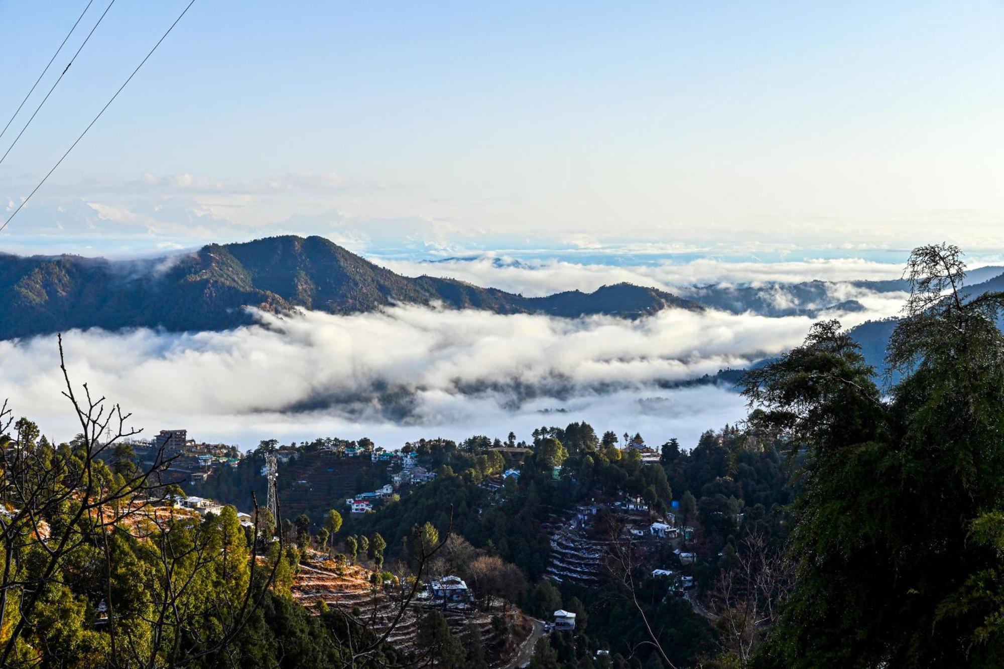 Kumaon Roop Resort Near Kainchi Dham Nainital Zewnętrze zdjęcie