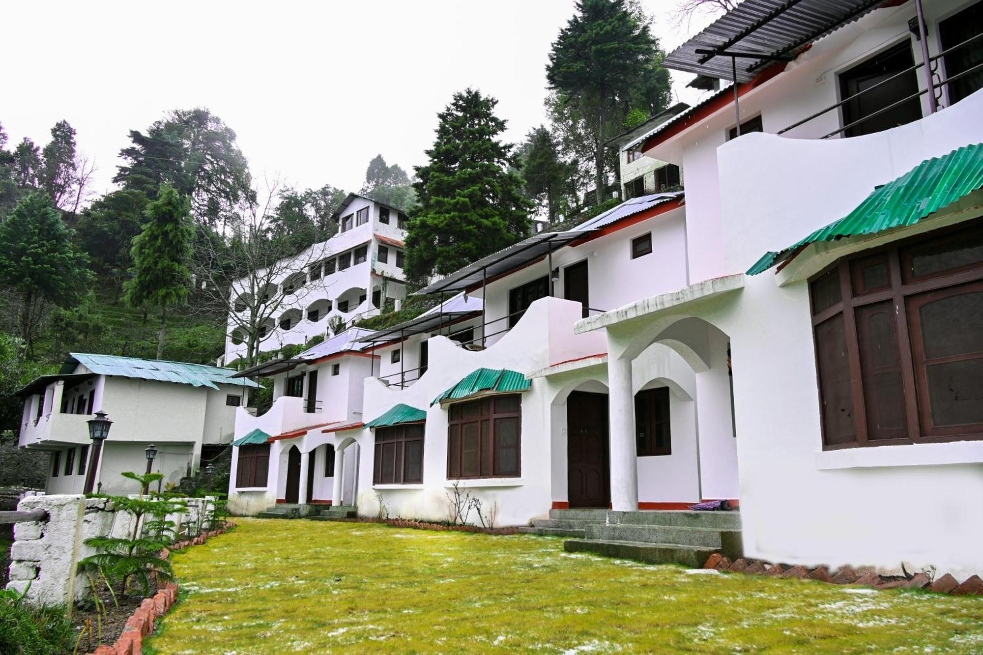Kumaon Roop Resort Near Kainchi Dham Nainital Zewnętrze zdjęcie